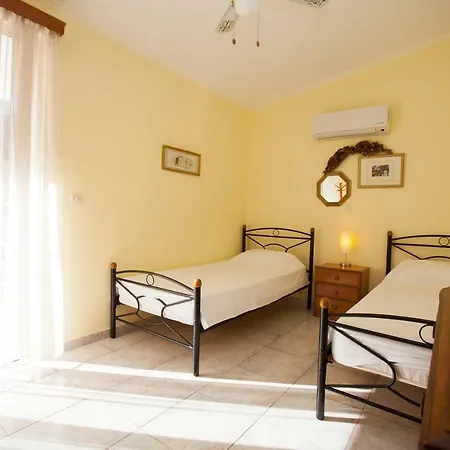 The Olive Grove Private Pool With Star Links Wifi Вилла *