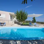 The Olive Grove Private Pool With Sea & Sunset Views * Theológos